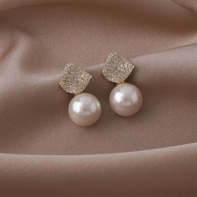 现货2021 Kor Fashio  Equisite Simple Geotr rrigs
