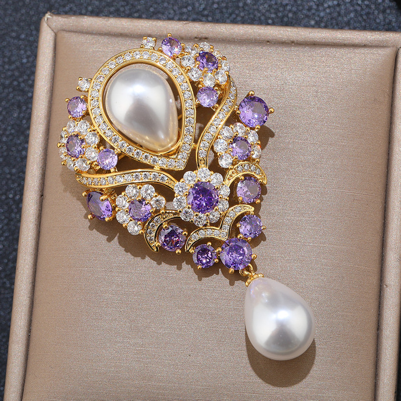 轻奢法式复古紫罗兰水滴珍珠胸针镶钻优雅百搭外套配饰