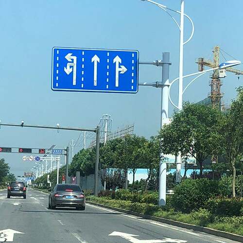 交通标志厂牌杆家道路F安全指示牌标型677交识杆路牌通指示杆