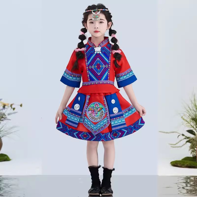 现货速发新款儿童少数民族服装傈僳族演出服男童舞台舞蹈服合唱服