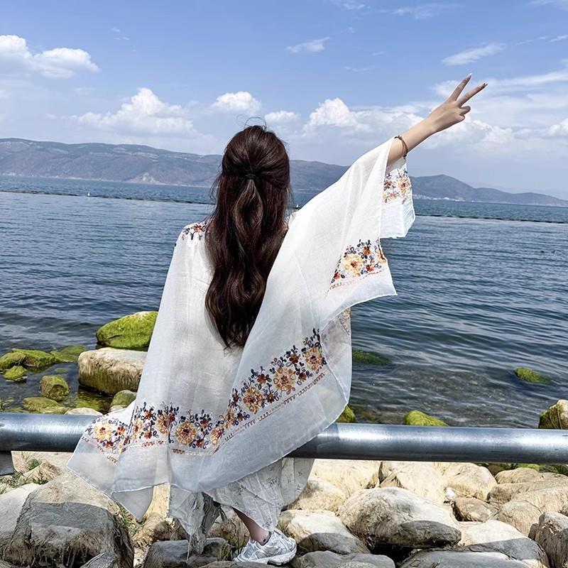 民族风披肩女夏季防晒沙漠旅游披风海边沙滩丝巾薄款红色度假围巾