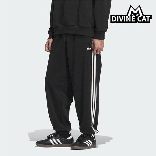 Adidas/阿迪达斯正品三叶草男士休闲运动束脚针织刺绣长裤KC0118