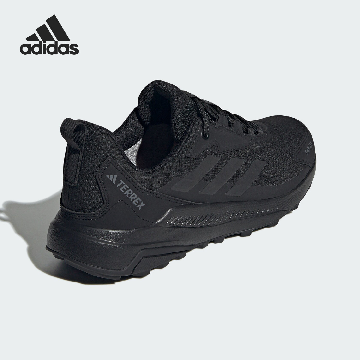 Adidas/阿迪达斯正品运动男士经典低帮防滑户外徒步鞋ID0901