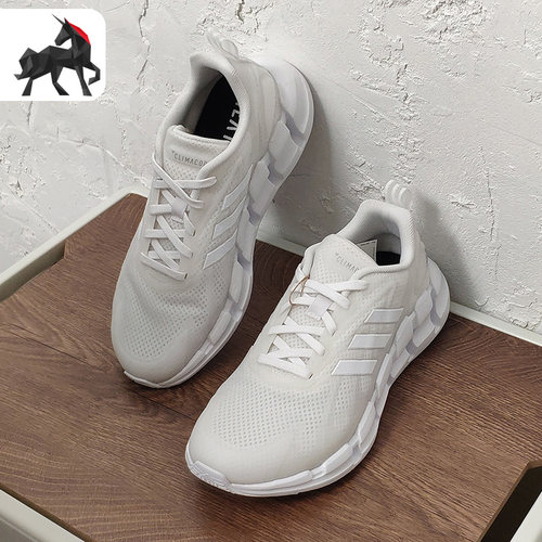 阿迪达斯网面男子运动休闲跑步鞋