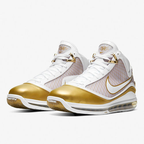 Nike/耐克正品 春季詹姆斯男子休闲运动篮球鞋 CU5646