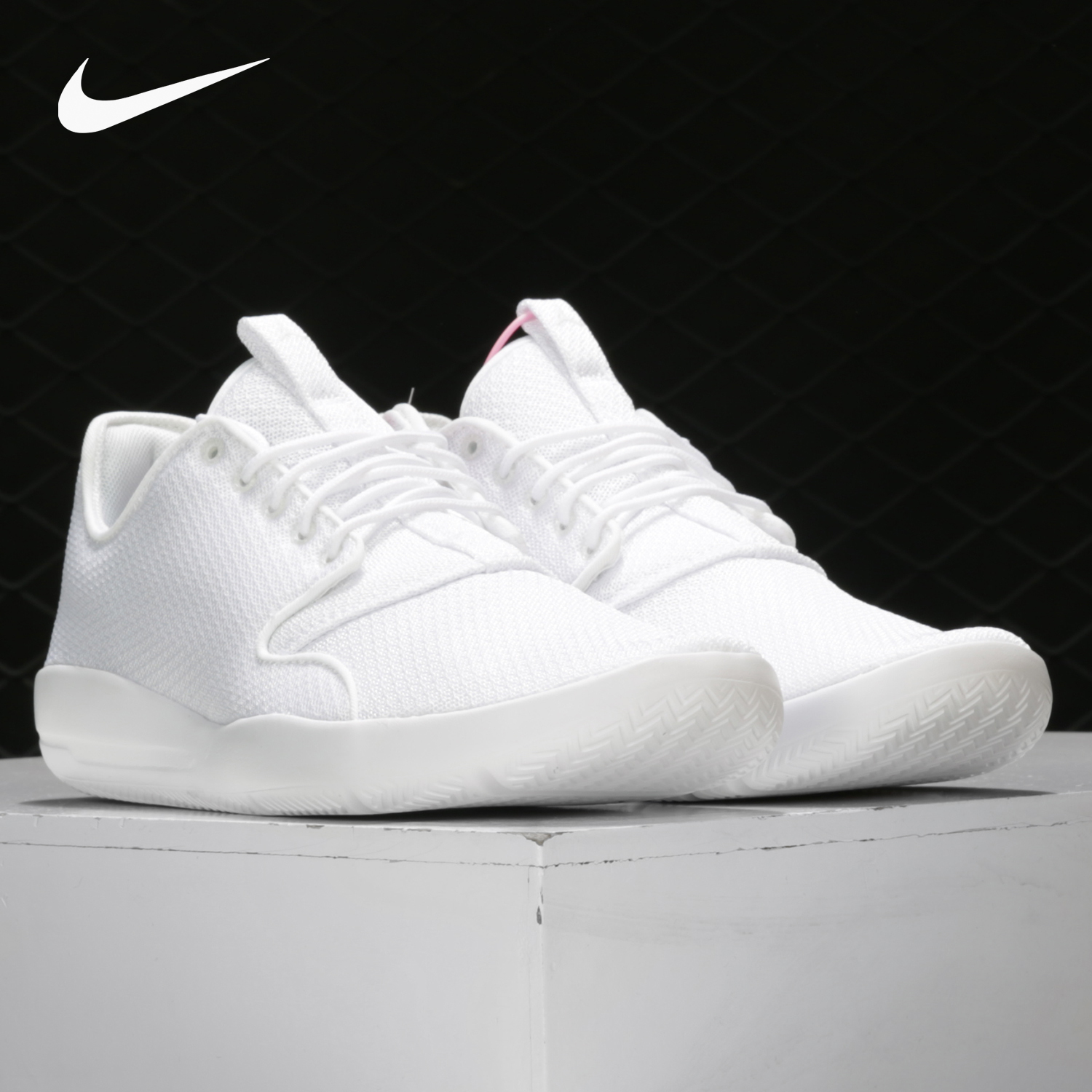 耐克男子黑白奥利奥运动跑步鞋