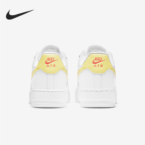 耐克女士轻便休闲经典板鞋