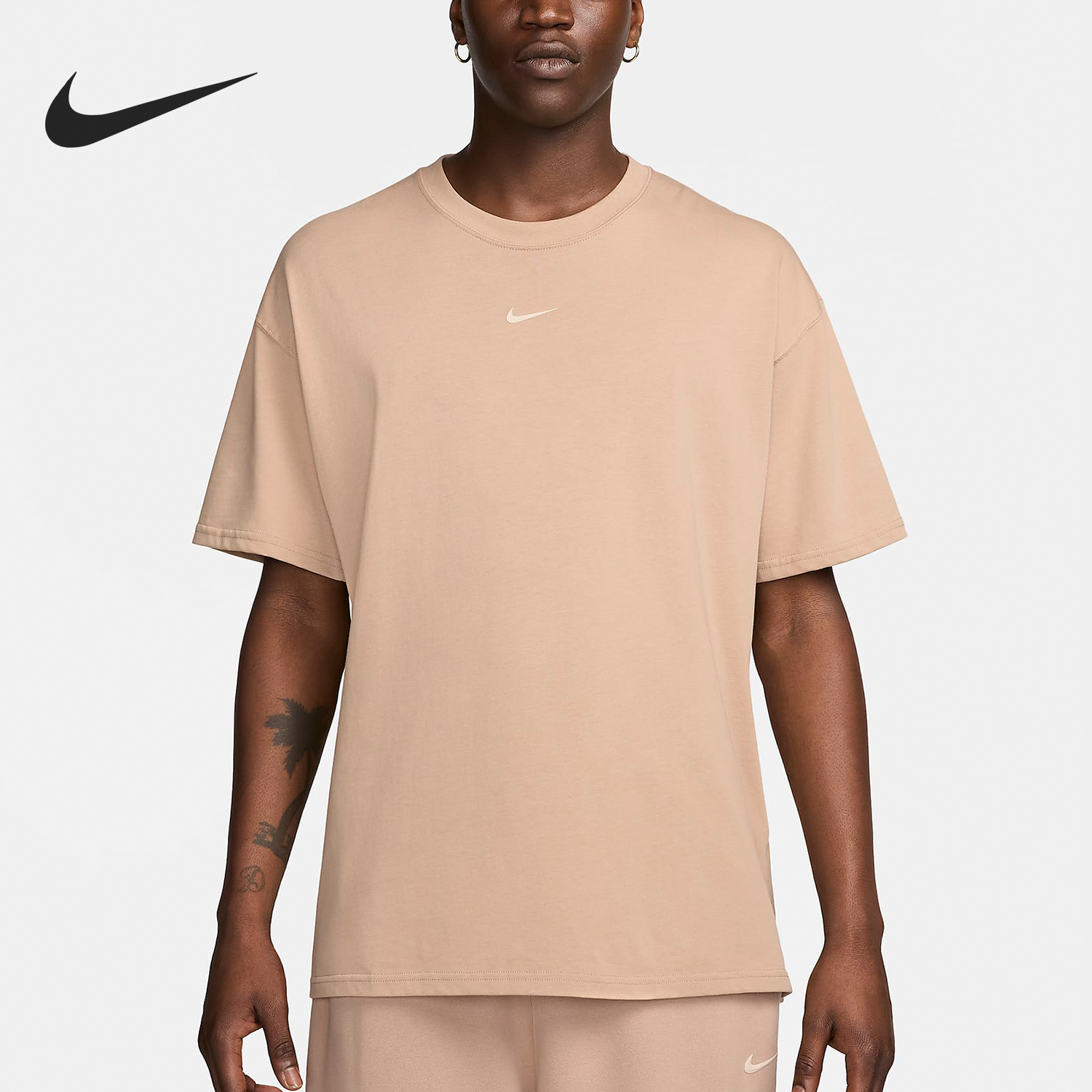 耐克男士新款运动休闲印花T恤