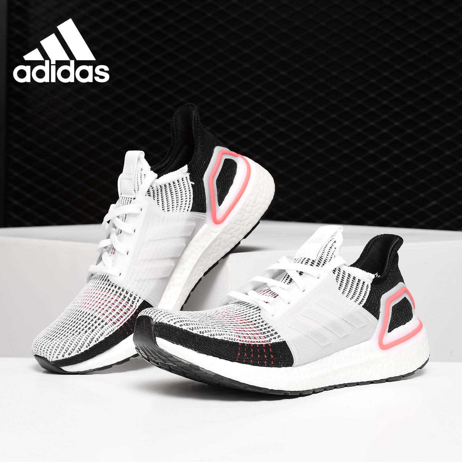 Adidas/阿迪达斯正品  UltraBOOST 19 男子跑步鞋 B37703