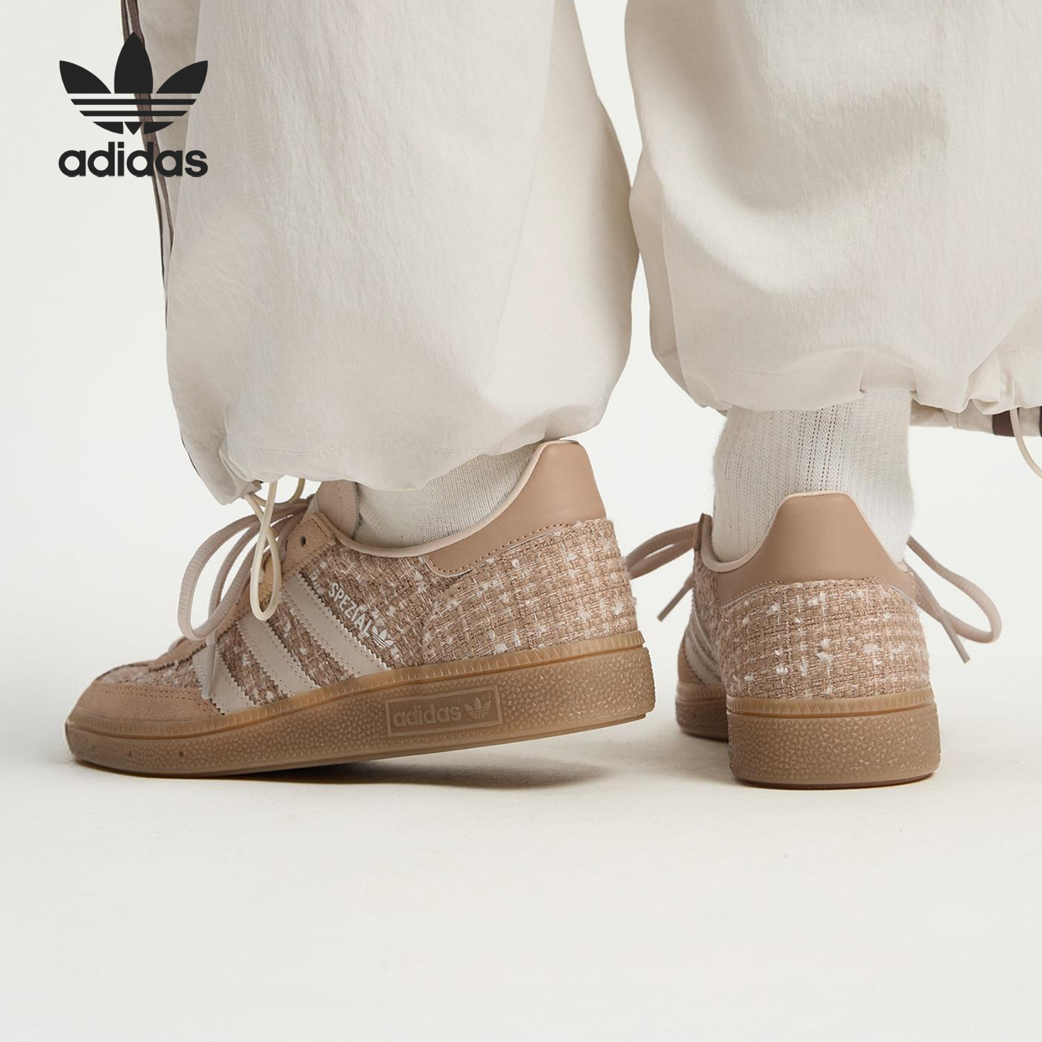 Adidas/阿迪达斯正品三叶草女士系带低帮耐磨运动板鞋JR4504