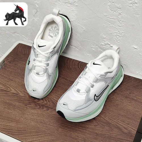 Nike/耐克正品跑步鞋女