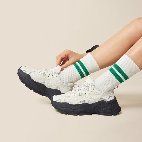 李宁正品星芒女子反光舒适轻质厚底耐磨防滑潮流休闲鞋AGCU576