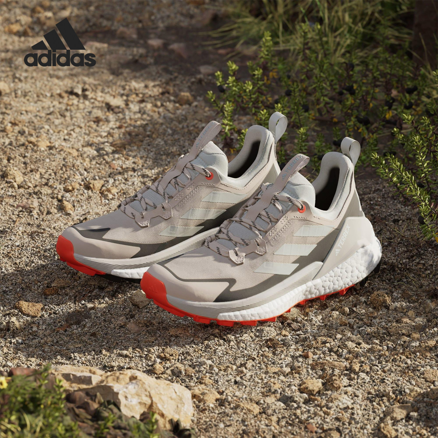 Adidas/阿迪达斯正品新款女士运动耐磨登山徒步户外鞋IE5121