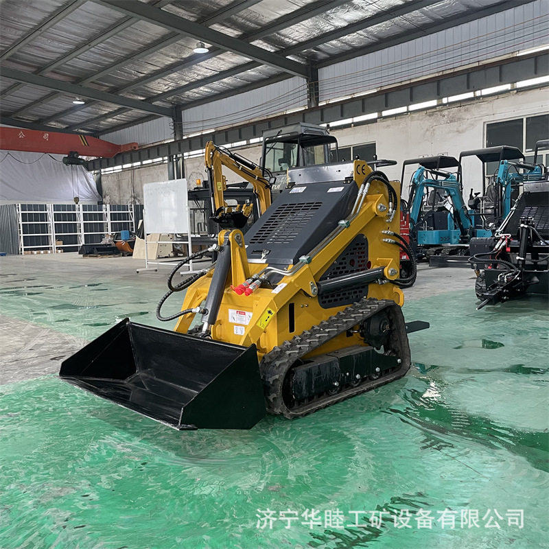 小型滑移装载机工地多功能