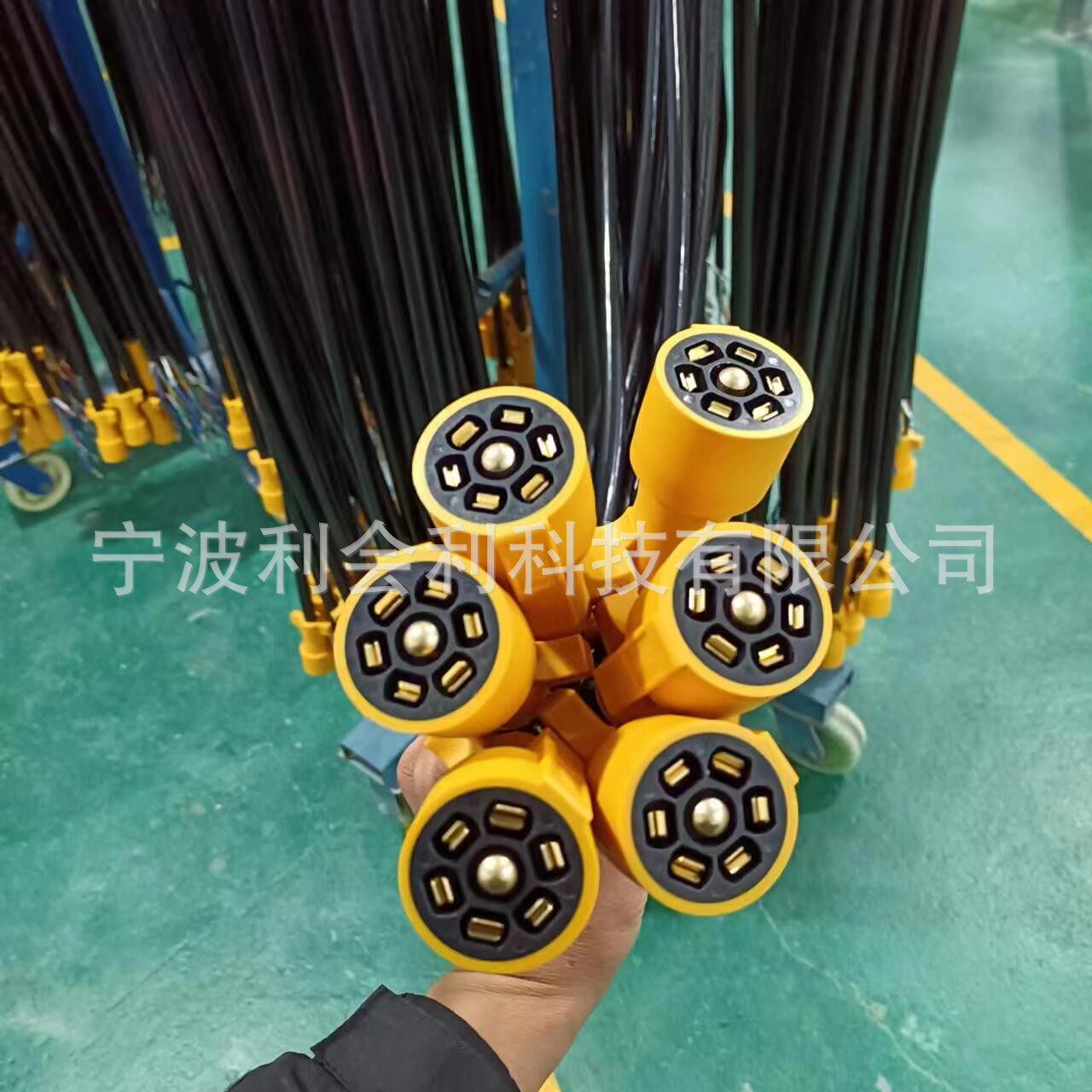 厂家直供7芯欧式房车拖车插头