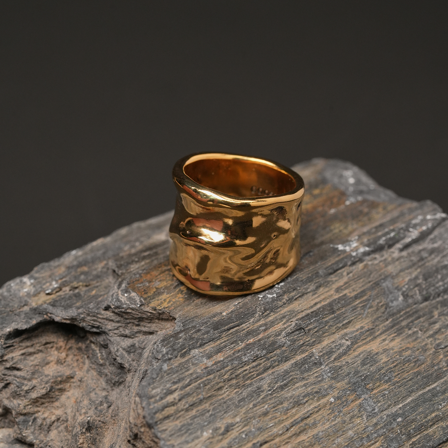 Goossens Paris · Lutece 金色 纹理 大号 戒指［法国设计师］