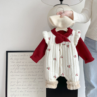 婴儿衣服秋冬装夹棉加绒加厚连体背心可爱女宝宝冬天外出保暖爬服