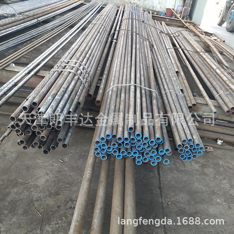 12CVr1MoG 15C热rMoG高压合金钢管蒸 厚壁锅炉用过汽无缝钢管