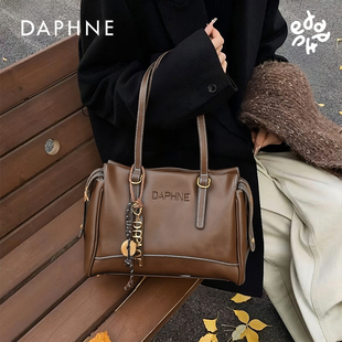 Daphne 复古百搭女士大容量单肩包DFN10442 达芙妮女包秋冬新款
