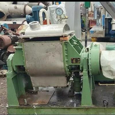 出售二手真空捏合机电加热不锈钢捏合机回收闲置捏合机