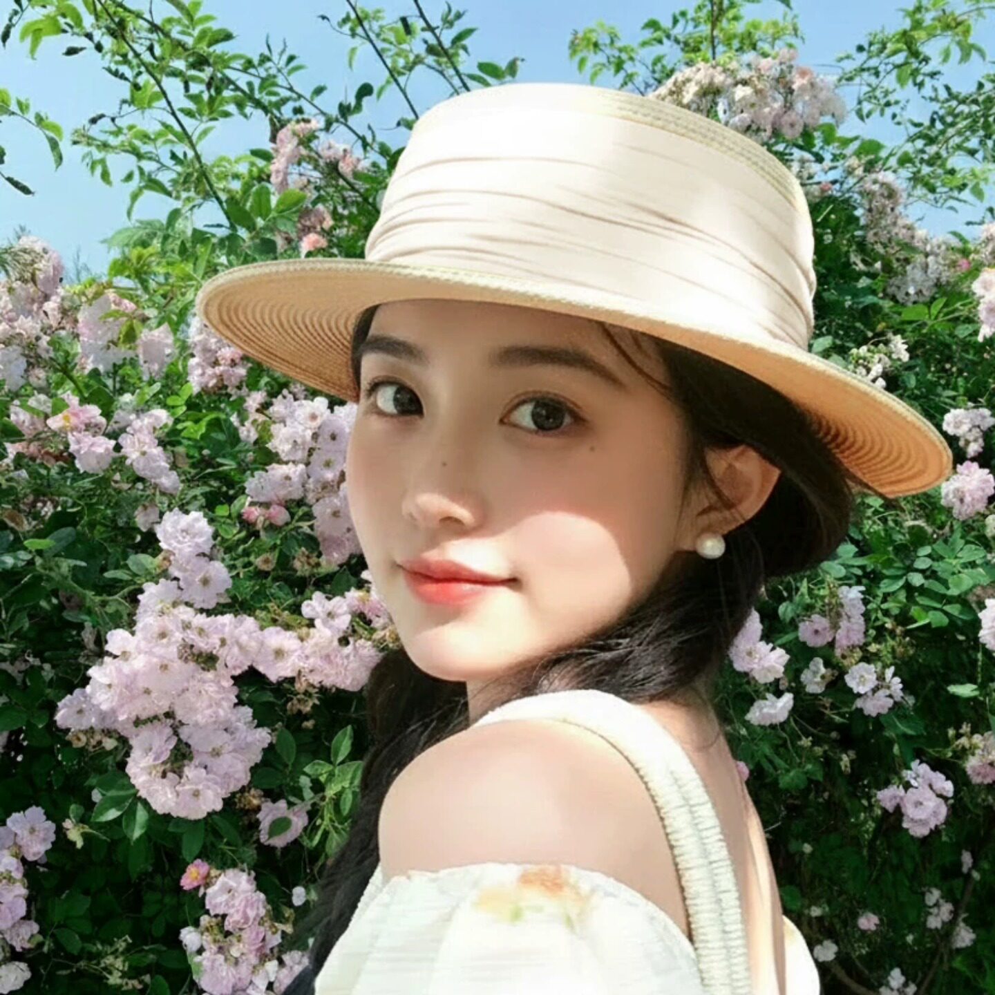 大头围草帽子显脸小适合方圆脸夏季平顶帽子遮阳帽女防晒防紫外线
