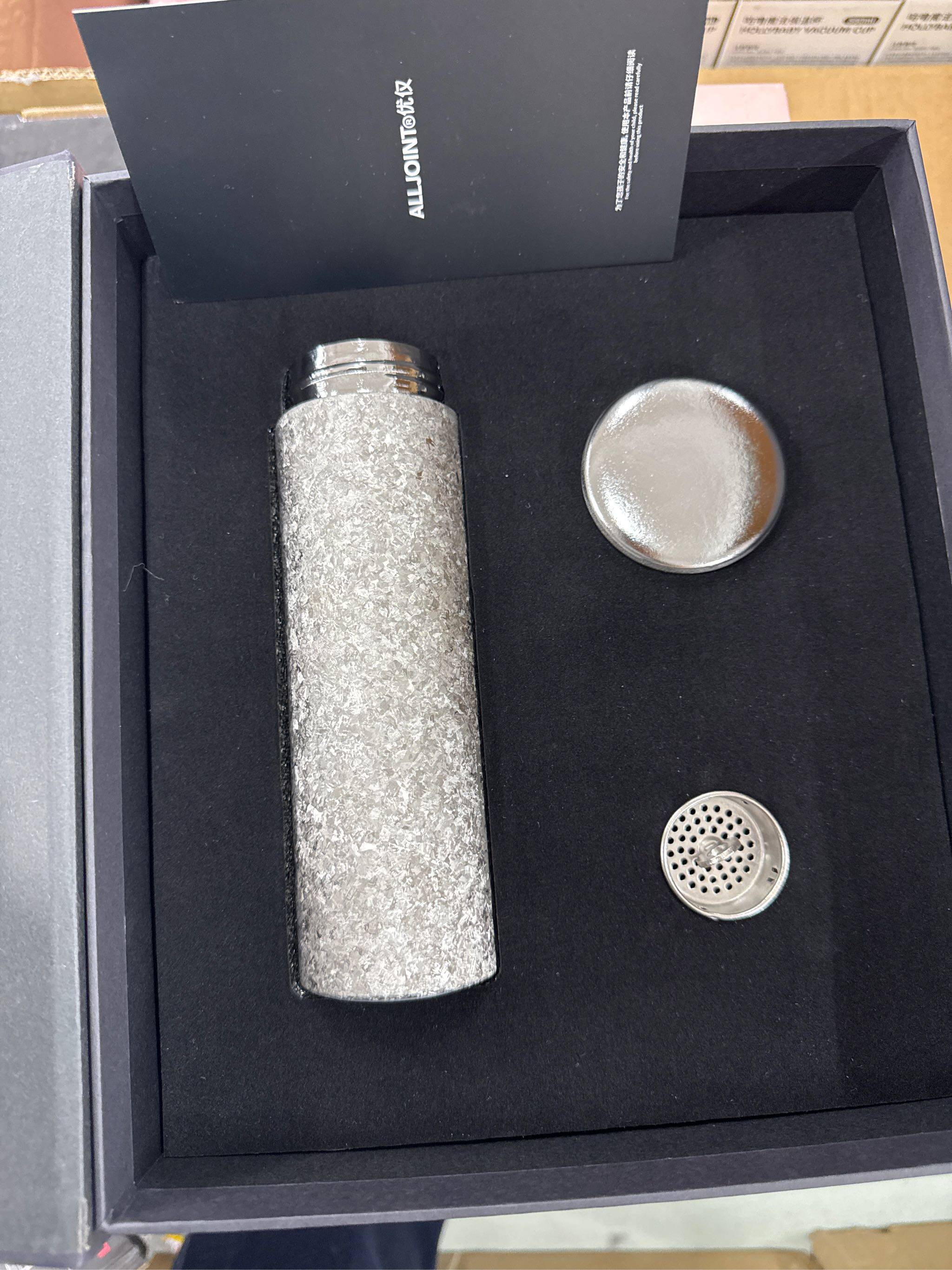 473小巧好看的钛杯1套300ml