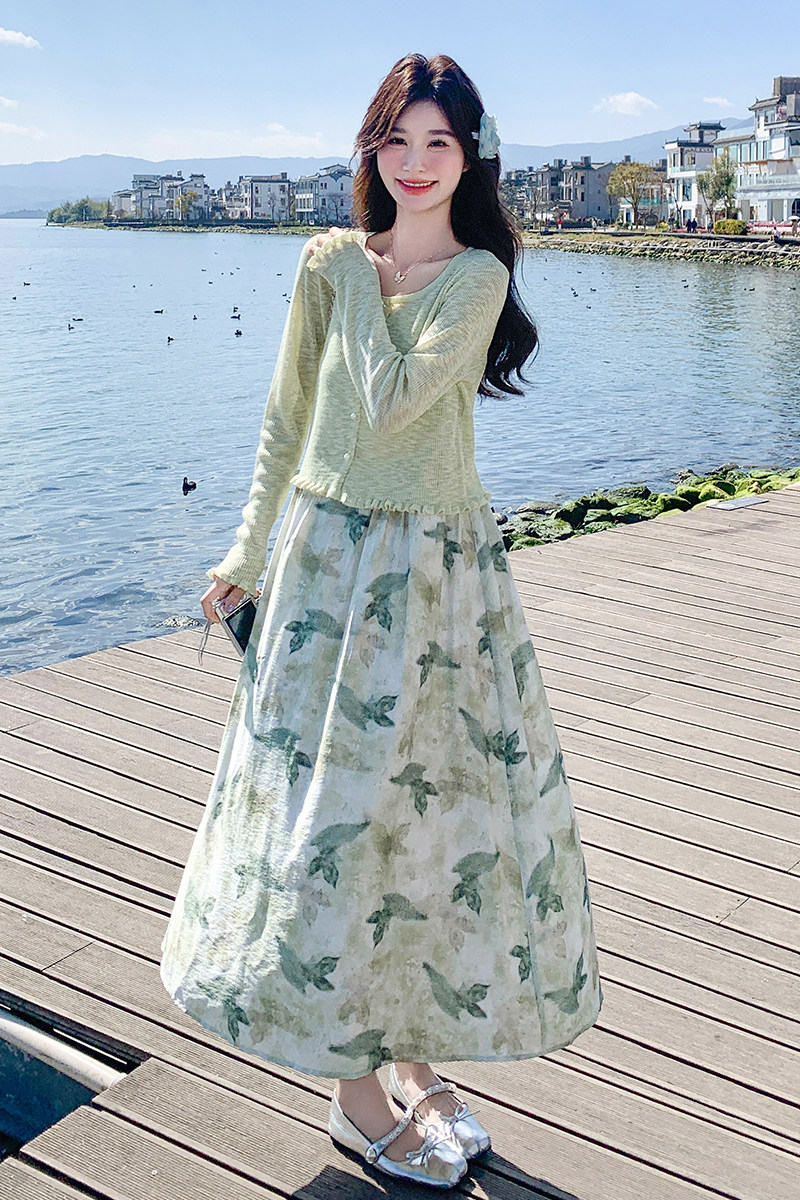 浅绿色针织开衫碎花吊带连衣裙女夏2025新款独特漂亮两件套清纯系,女装套装/套裙,2C211