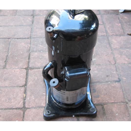 JT90BCBY1L JT90BHBY1L JT95GABV1L JT95GABY1L大金3匹空调压缩机