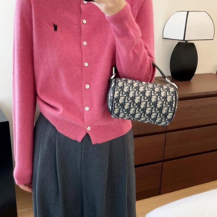 春秋白色羊毛针织开衫女装高级感软糯内搭打底衫毛衣韩系短款上衣