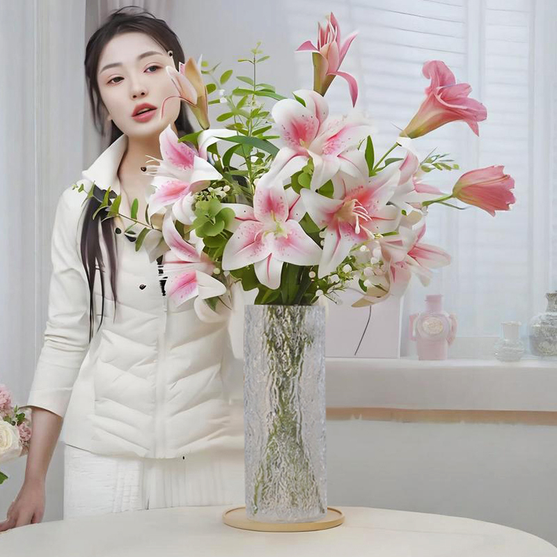仿真花轻奢高端百合花装饰摆件高级感花束花瓶插花客厅干花永生花