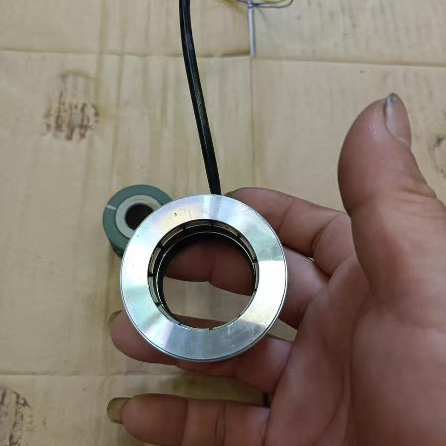 非标价多摩川伺服电机编码器TS2640N1321E64修理