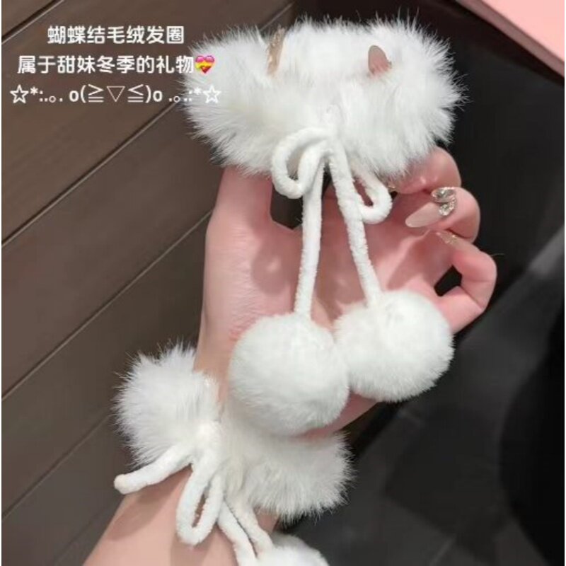 白色奶芙蝴蝶结毛绒甜美可爱发圈