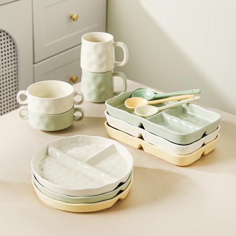 211减脂陶瓷餐盘点心盘精致餐具学生家用分格餐厅盘厂家分餐盘