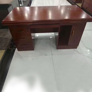 大班台实木贴皮油漆主管桌 风格 电脑桌胡桃色1.2 1.6米办公桌中式