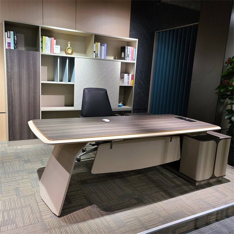 深圳总裁桌主管经理桌老板办公桌椅组合现代简约大班台办公家具