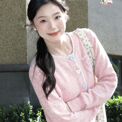 韩系甜美刺绣粉色针织开衫女秋冬
