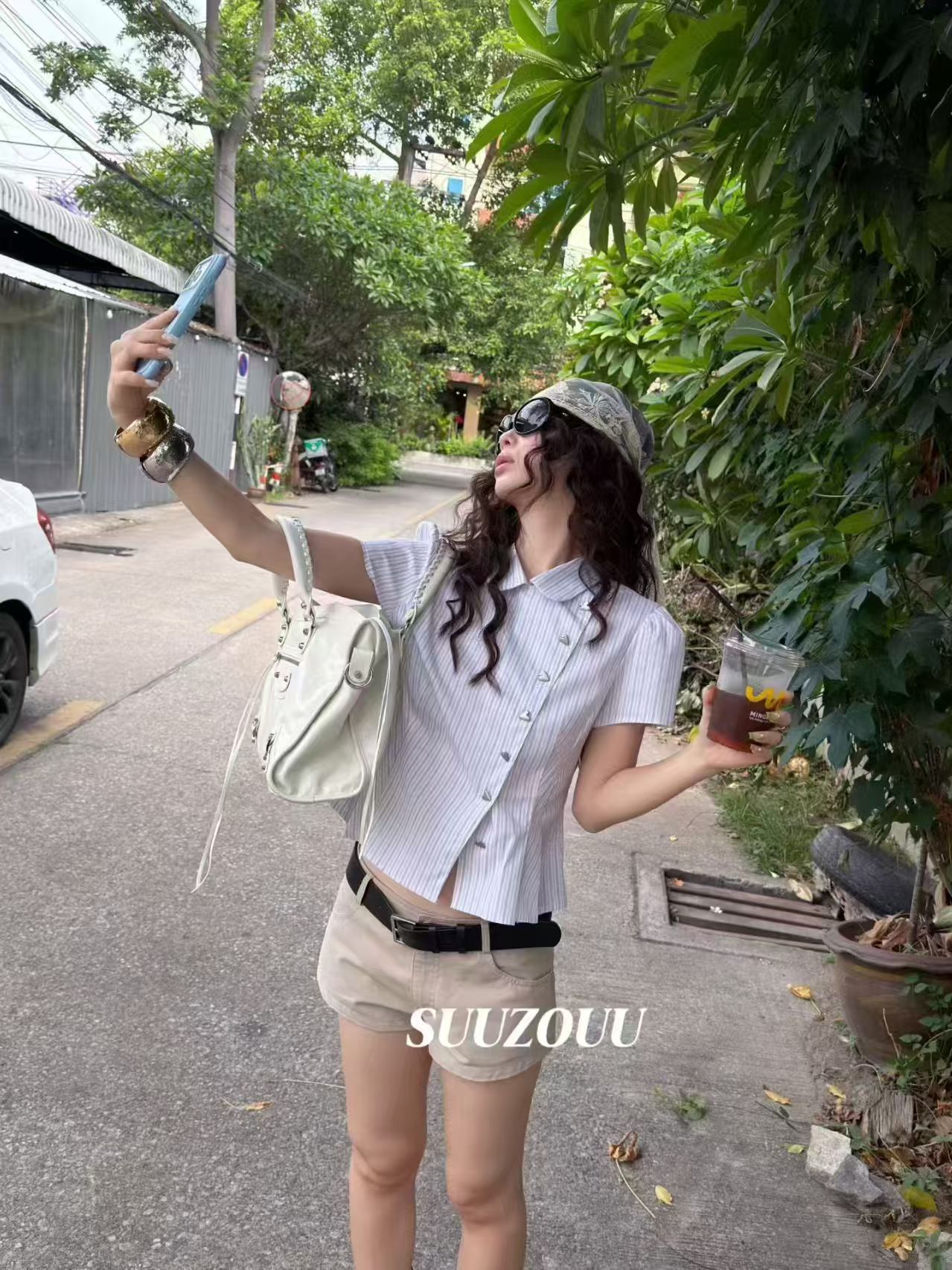 2026夏季女装修身显瘦时尚个性衬衫爱心斜扣翻领上衣
