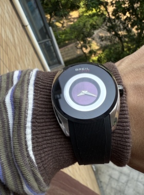 Awasteoftime浪费时间 撞色简约中古手表复古圆形表盘石英手表男