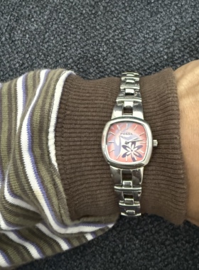 Awasteoftime浪费时间 欧美花朵中古手表复古方形细腕表石英手表