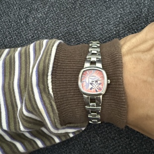 Awasteoftime浪费时间 欧美花朵中古手表复古方形细腕表石英手表