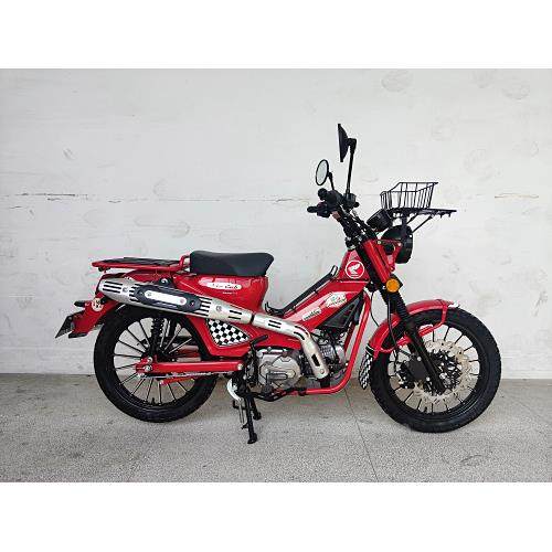 适用野米YEMI左右侧盖贴花棋子贴 宗申125机车边盖装饰盖贴纸贴膜