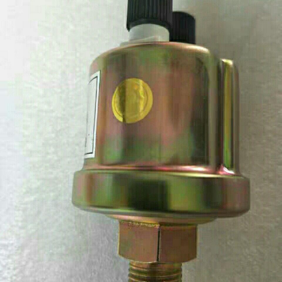上海纽荷兰拖拉机原厂配件机油压力传感器550至704通用机油感应器
