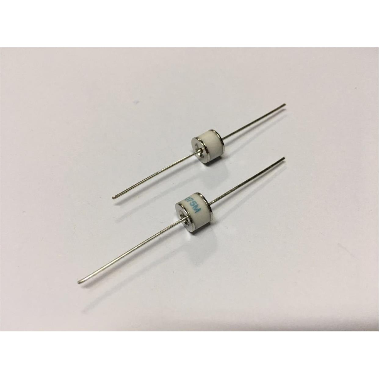 EPCOS爱普科斯 陶瓷气体放电管 EF800X 2脚 800V 2R800 10KA 8X6