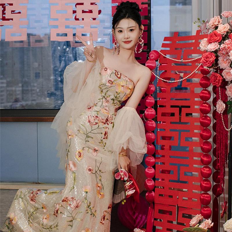 新品中式新娘晨袍高级感敬酒服轻奢小众高端出阁宴订婚晚礼服女主