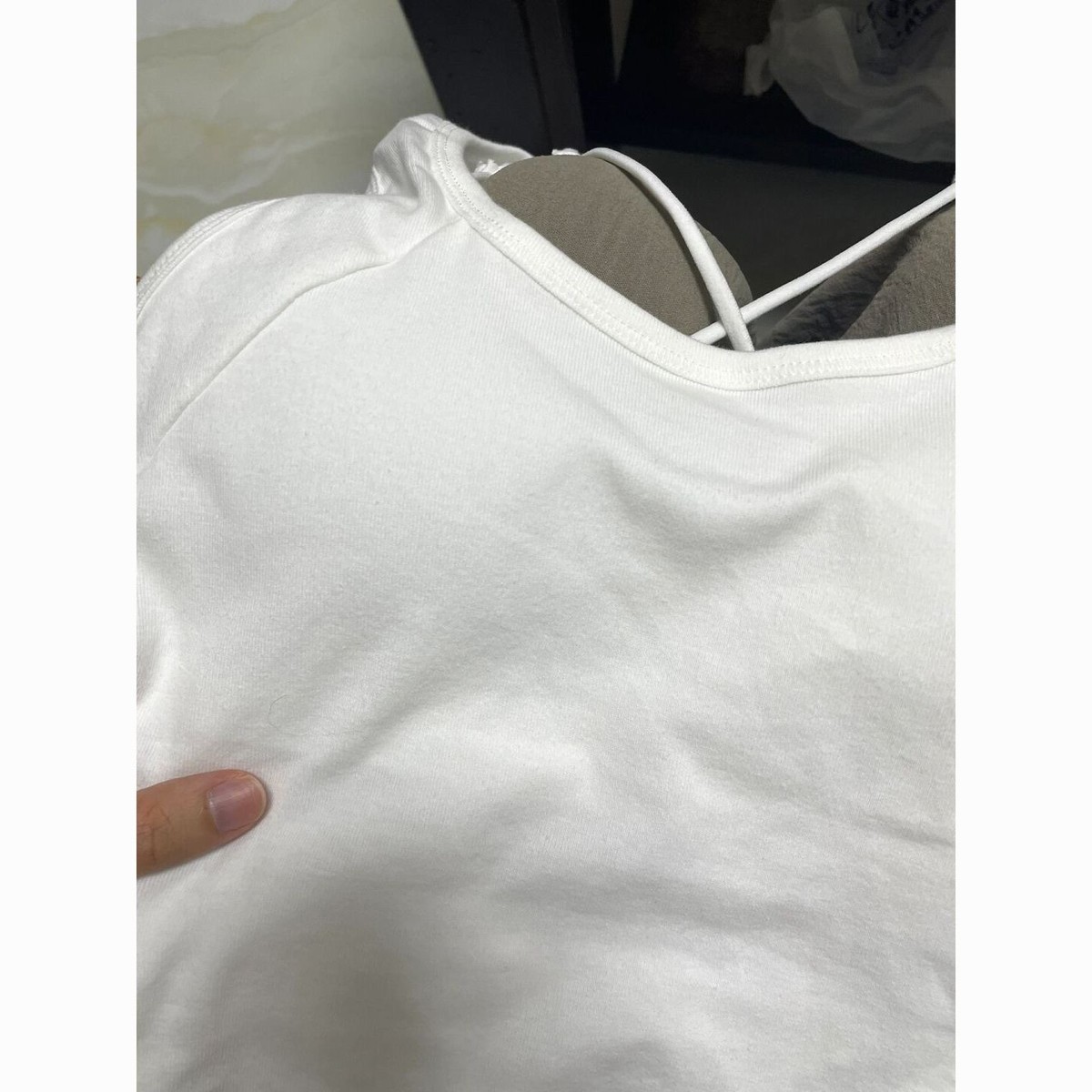 美背吊带小背心女带胸垫防走光内搭遮副乳外穿露脐短款美背上衣