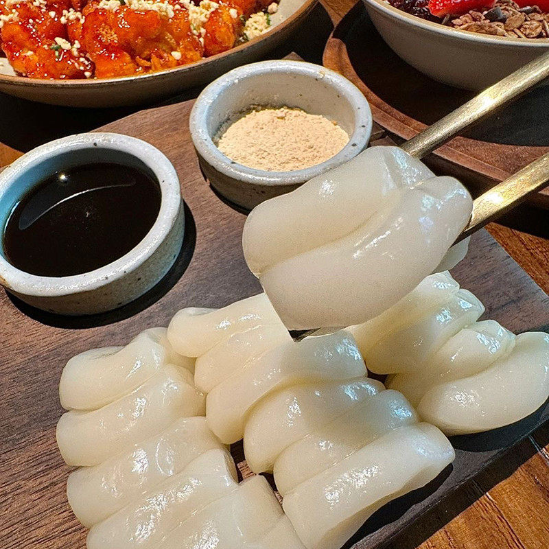 即食冷吃年糕糯米红糖糍粑糯叽叽团子麻薯福建厦门特产沾粉麻糍