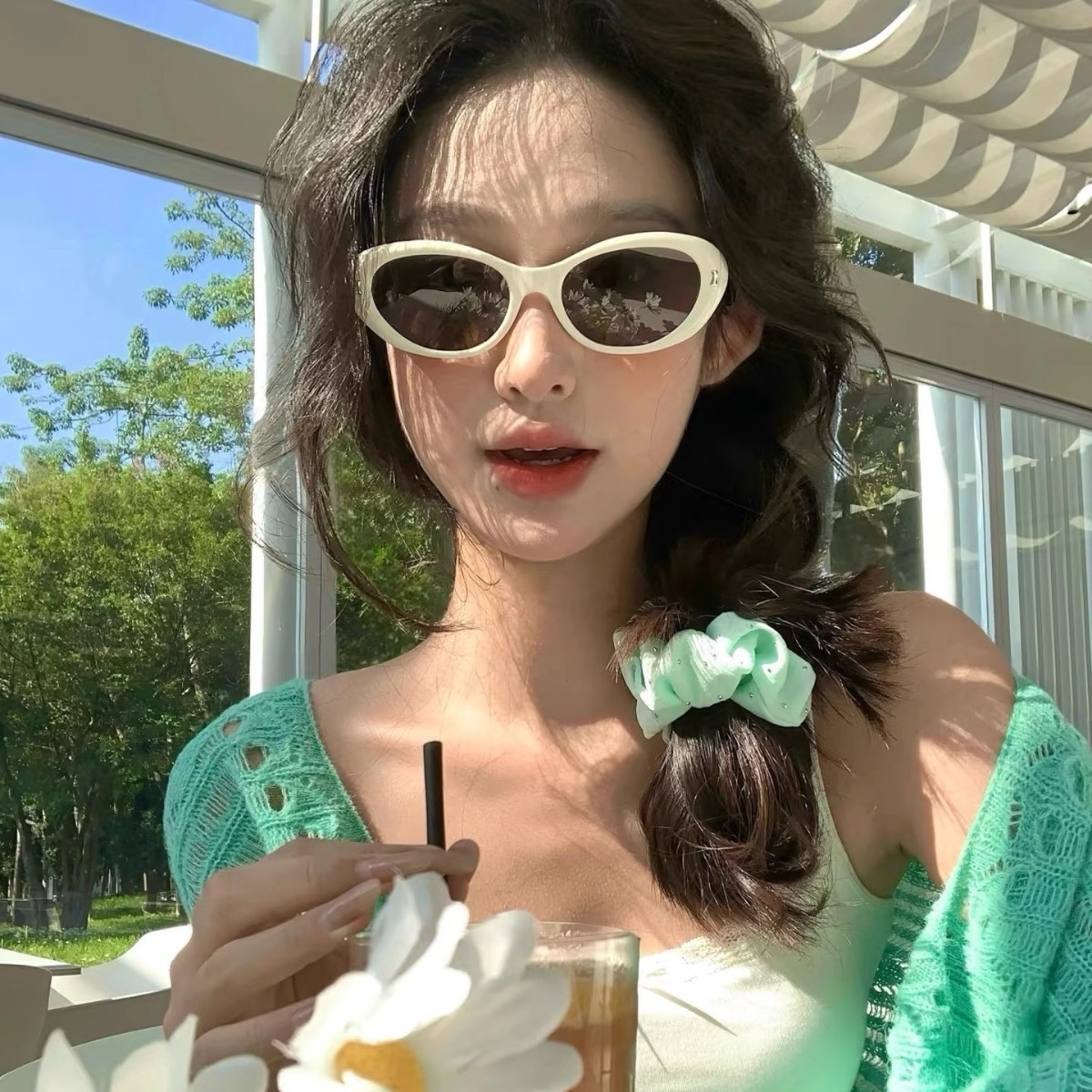 椰椰镜椭圆猫眼白色框墨镜女款潮高级感街拍海边防紫外线太阳眼镜