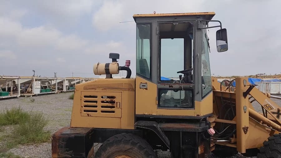 3月14日鄂尔多斯某公司某公司废旧资产处置（内蒙古地区10台工程车辆）网络拍卖公告