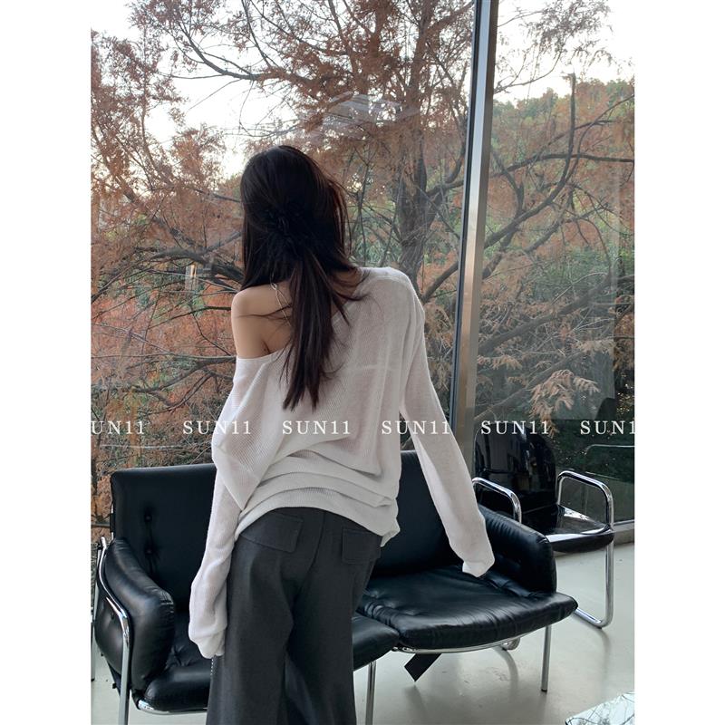 SUNONEONE 纯欲风V领长袖上衣女春秋新款白色微透宽松针织衫