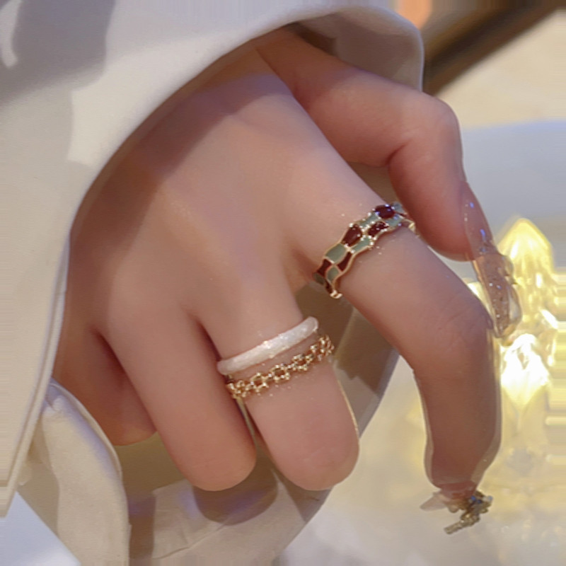 新品直接封神！珐琅棋盘格戒指女小众独特法式复古食指戒2025年新